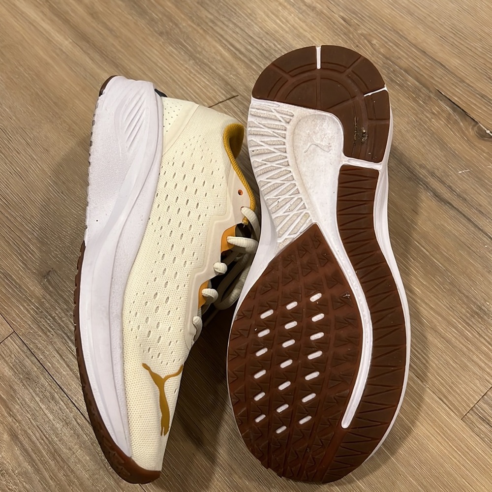 Puma Running Shoe - Picture 5 of 6